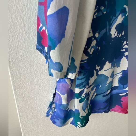 CHICO'S NWT Floral Split Neck Tunic Long Top Women's M Embroidered Boho Resort - Picture 9 of 14